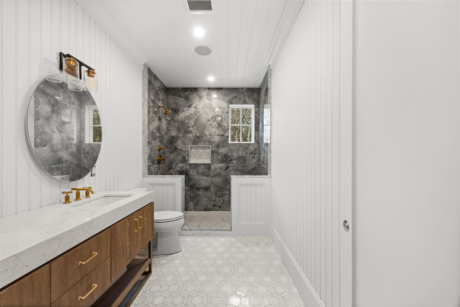 Marble shower & vanity