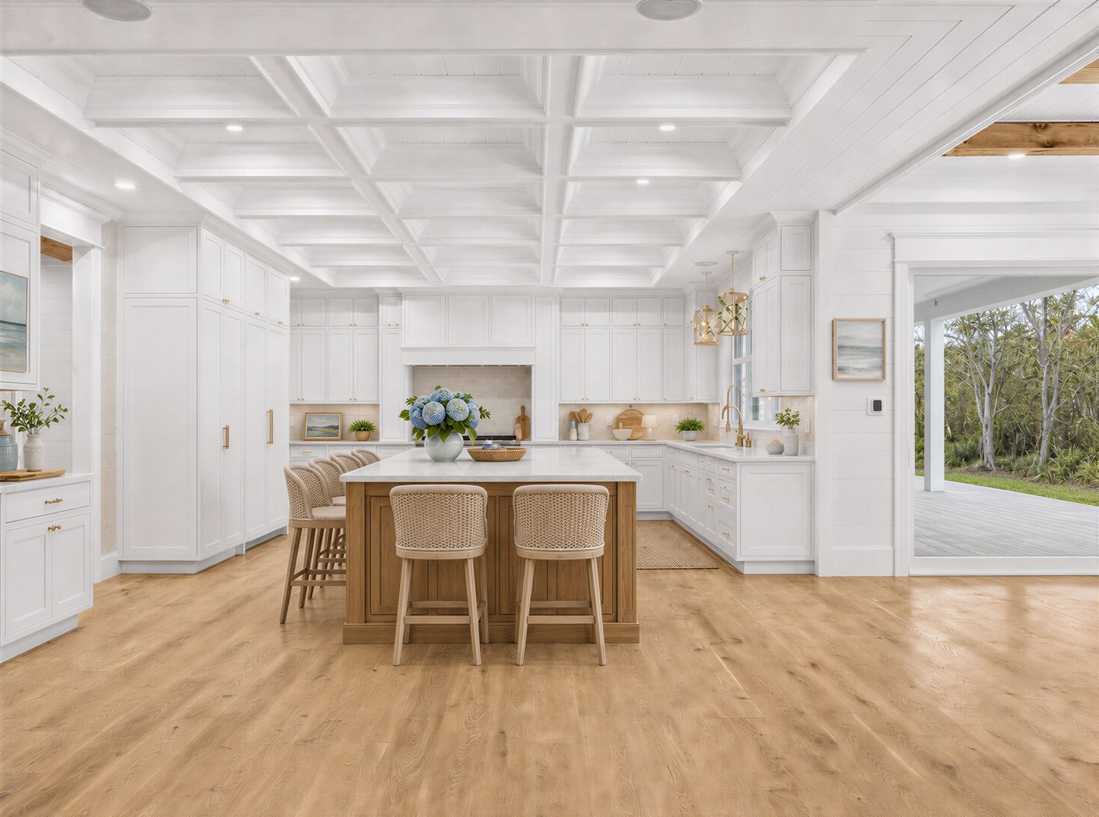 Chef's kitchen, furnished